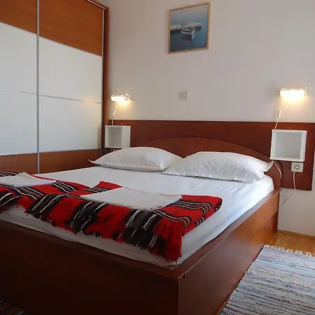 Pisak 2743e