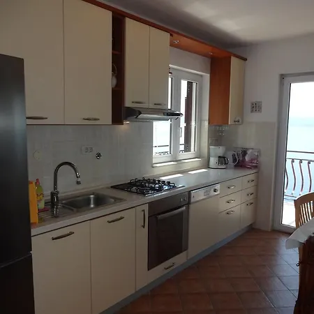 Pisak 2743e Apartment *